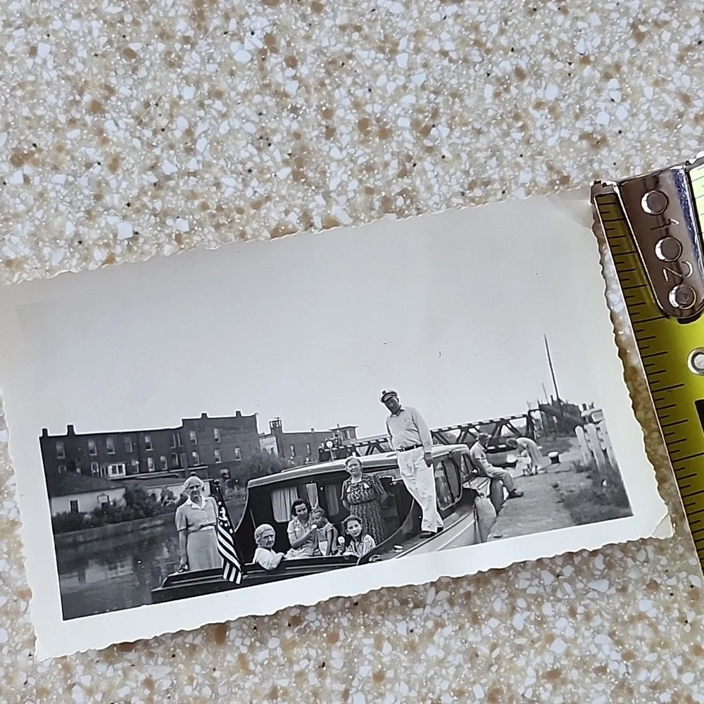 Vintage Photographs 1949 & Earlier - Picture 14 of 14